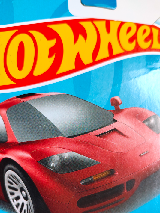 Hot Wheels Mclaren F1 - (Tarjeta dañada)